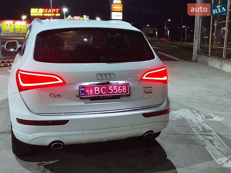 Внедорожник / Кроссовер Audi Q5 2016 в Ровно