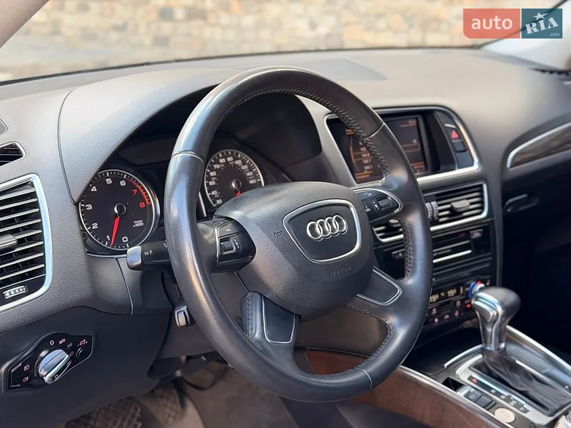 Audi Q5 2014 VIN WA1LFAFP8EA076762 фото оголошення 40 з 118