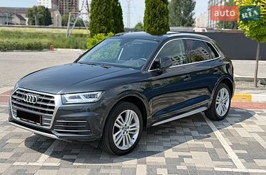 Позашляховик / Кросовер Audi Q5 2018 в Києві