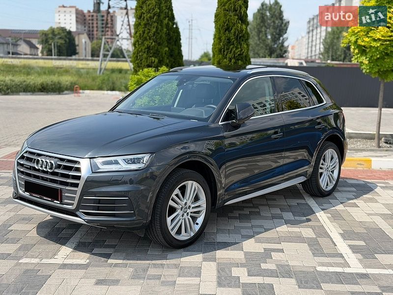 Позашляховик / Кросовер Audi Q5 2018 в Києві