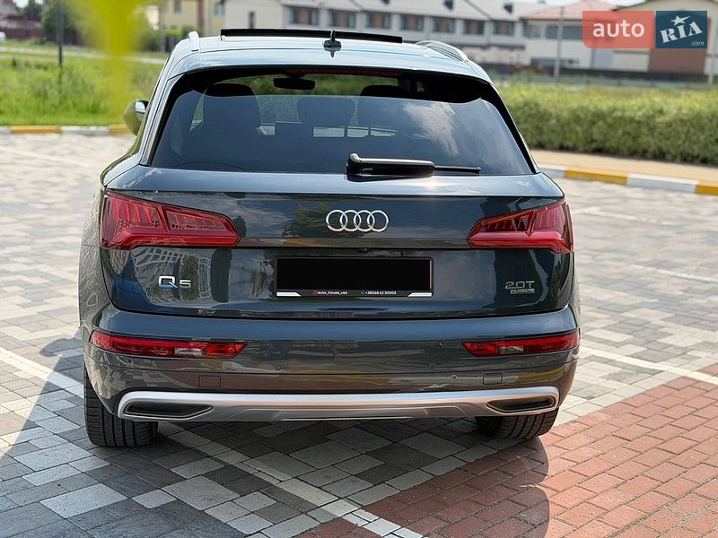 Позашляховик / Кросовер Audi Q5 2018 в Києві