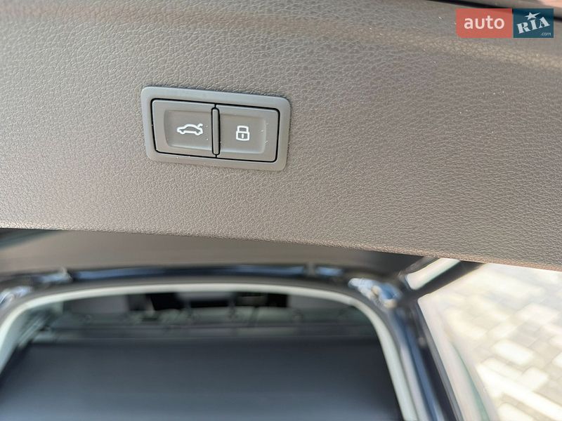 Позашляховик / Кросовер Audi Q5 2018 в Києві