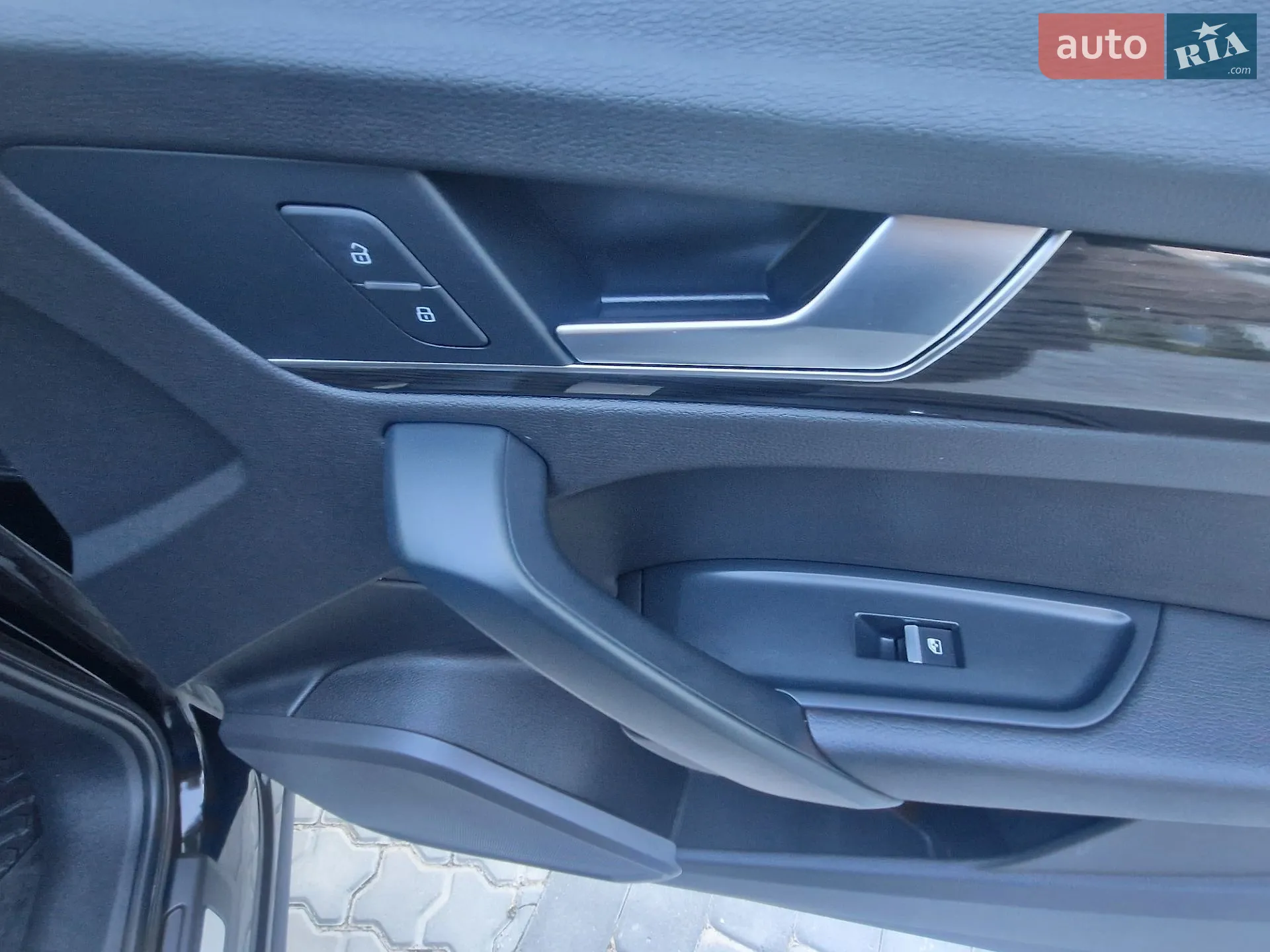 Audi Q5 2017 VIN WA1BNAFY0J2071714 фото оголошення 40 з 57