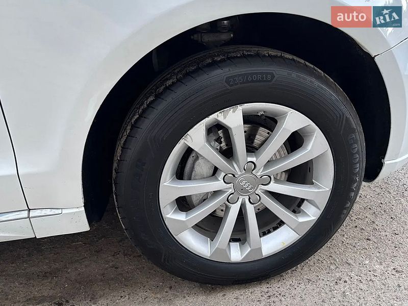 Позашляховик / Кросовер Audi Q5 2012 в Львові