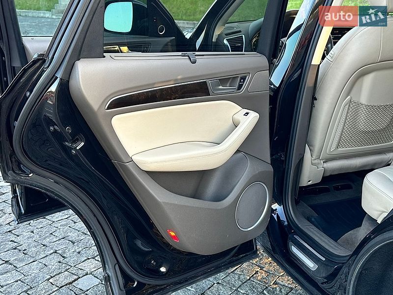 Внедорожник / Кроссовер Audi Q5 2014 в Ровно