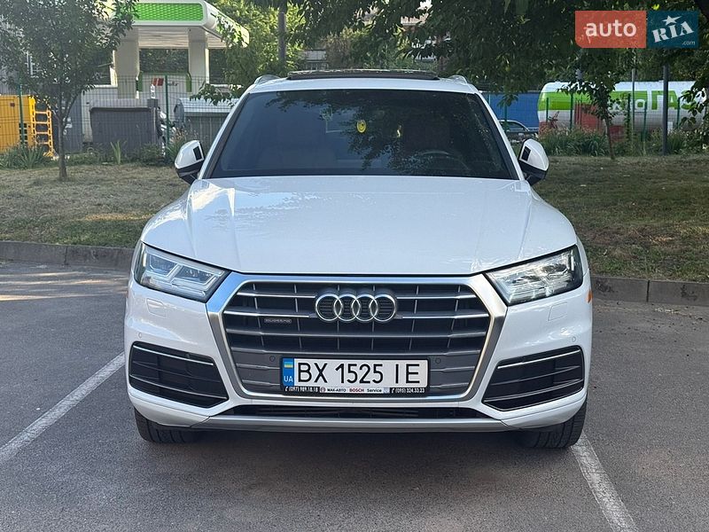 Внедорожник / Кроссовер Audi Q5 2018 в Хмельницком