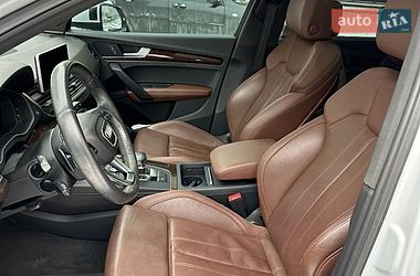 Внедорожник / Кроссовер Audi Q5 2018 в Хмельницком