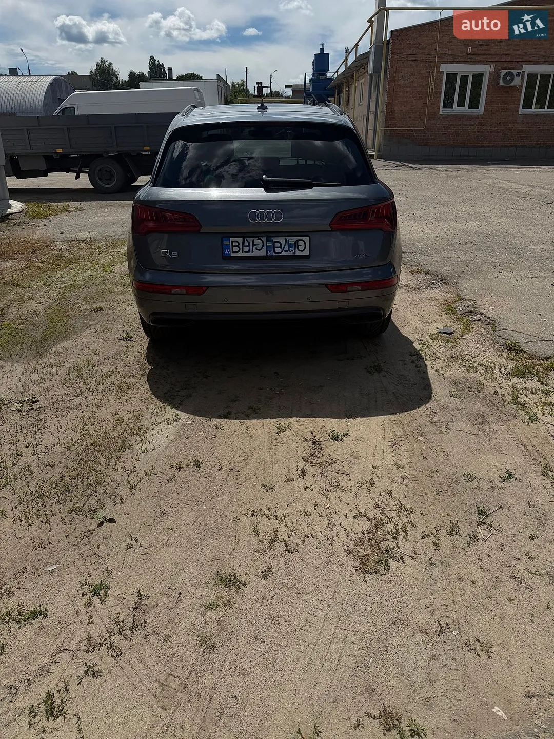 Audi Q5 2019 VIN WA1BNAFY5L2024035 фото оголошення 3 з 9
