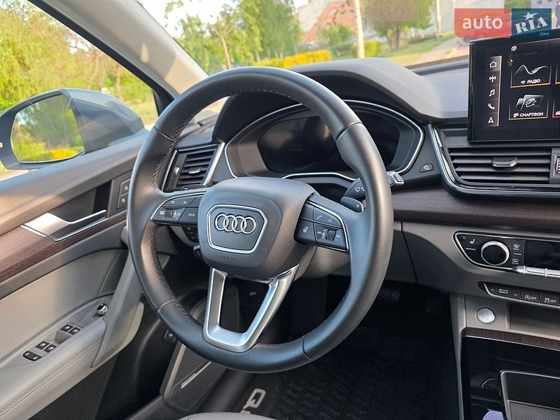 Позашляховик / Кросовер Audi Q5 2022 в Львові