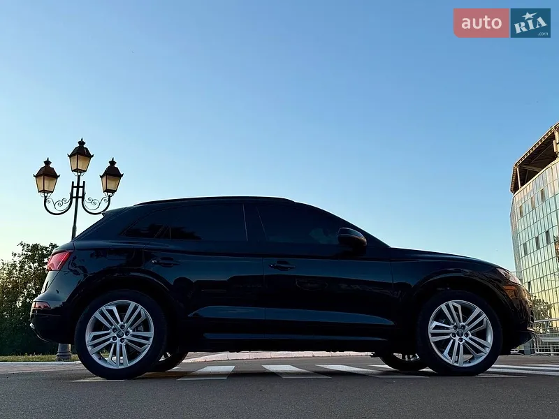 Audi Q5 2019 VIN WA1BNAFY6K2114082 фото оголошення 24 з 84