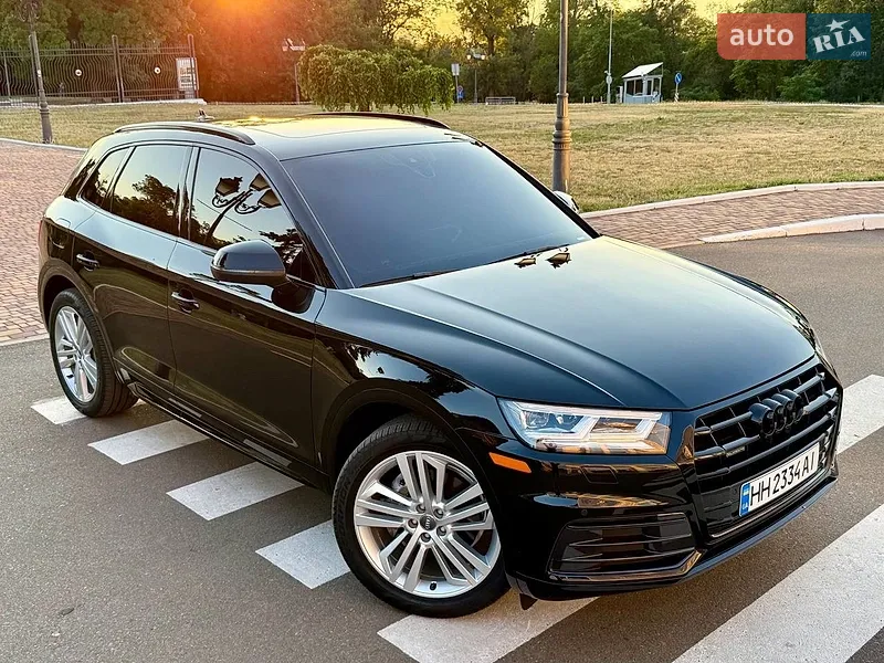 Audi Q5 2019 VIN WA1BNAFY6K2114082 фото оголошення 27 з 84