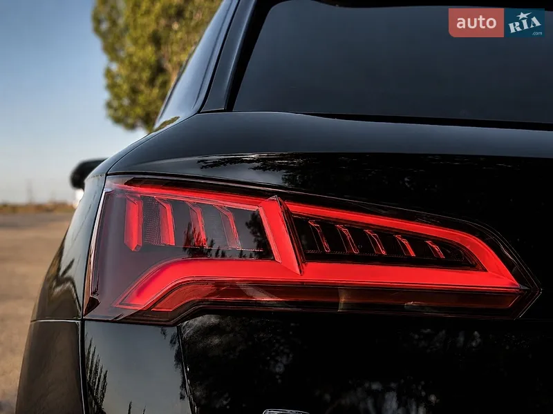 Audi Q5 2019 VIN WA1ANAFY5L2044085 фото оголошення 8 з 72