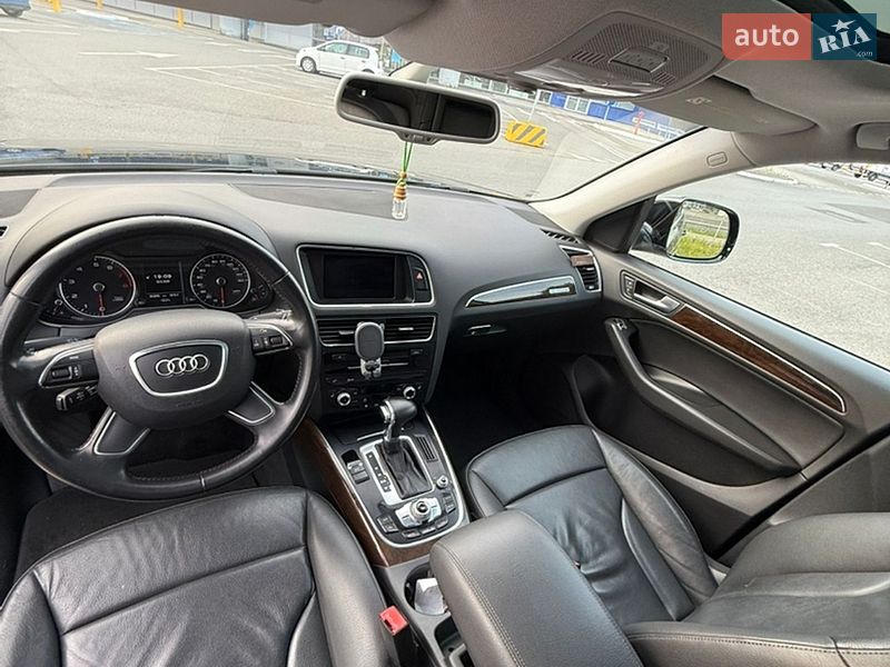 Позашляховик / Кросовер Audi Q5 2013 в Києві