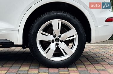Позашляховик / Кросовер Audi Q5 2018 в Рівному