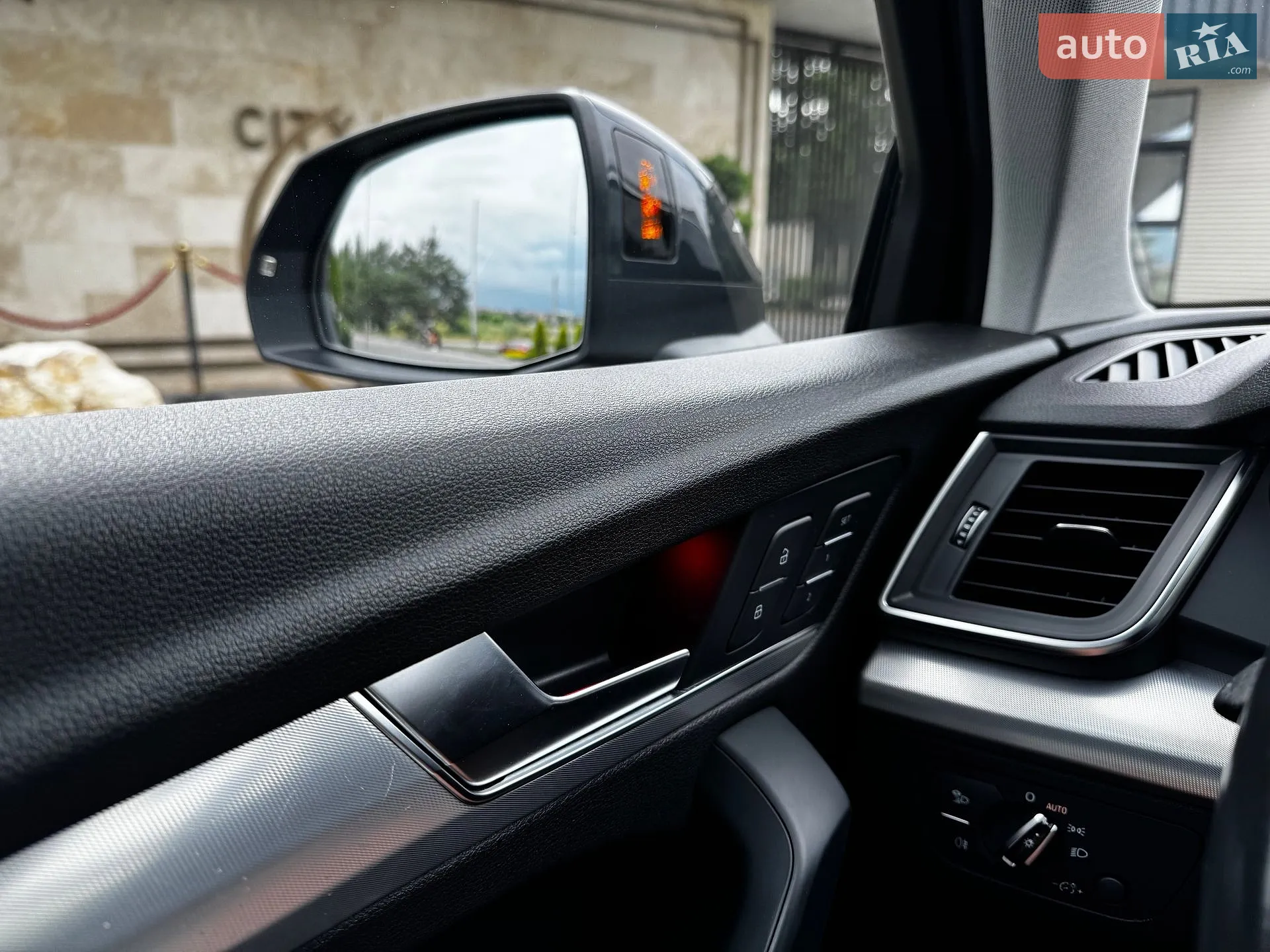2017 Audi Q5 - мініатюра 21