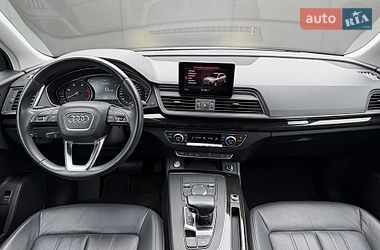 Позашляховик / Кросовер Audi Q5 2018 в Львові
