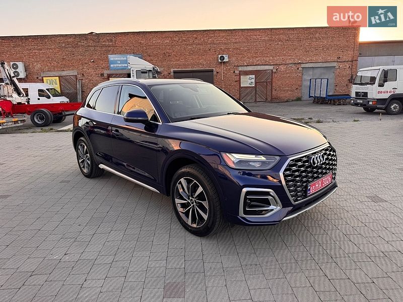 Внедорожник / Кроссовер Audi Q5 2021 в Владимире