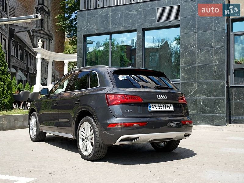 Внедорожник / Кроссовер Audi Q5 2019 в Харькове