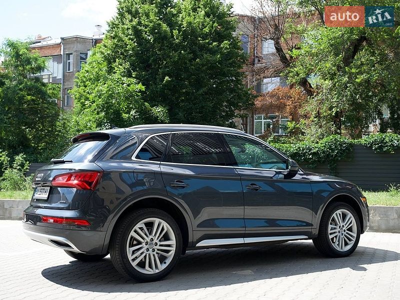 Внедорожник / Кроссовер Audi Q5 2019 в Харькове