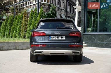 Внедорожник / Кроссовер Audi Q5 2019 в Харькове