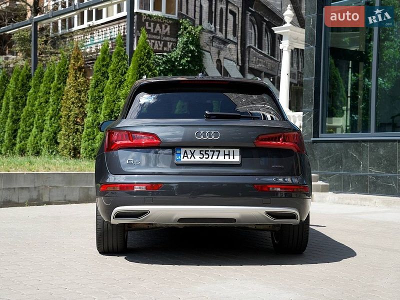 Внедорожник / Кроссовер Audi Q5 2019 в Харькове