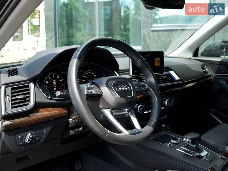 Внедорожник / Кроссовер Audi Q5 2019 в Харькове