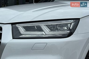 Внедорожник / Кроссовер Audi Q5 2018 в Ровно