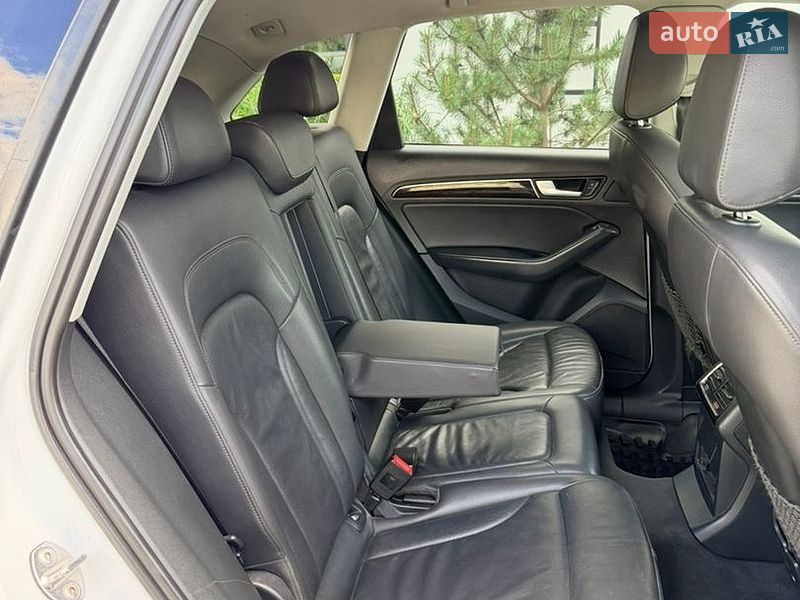 Внедорожник / Кроссовер Audi Q5 2014 в Луцке