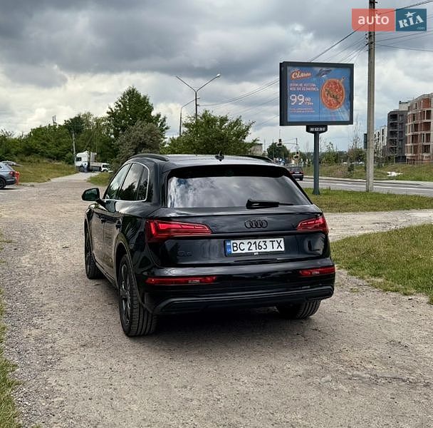 Внедорожник / Кроссовер Audi Q5 2020 в Львове