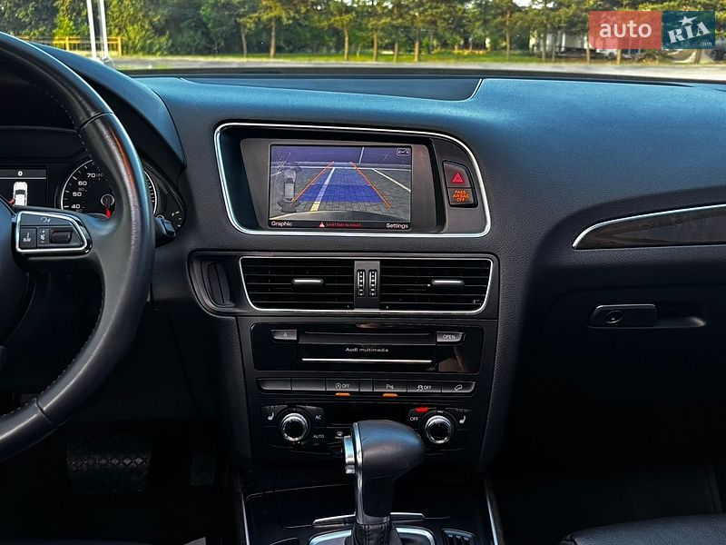 Внедорожник / Кроссовер Audi Q5 2014 в Самборе