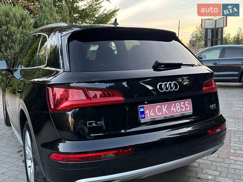 Внедорожник / Кроссовер Audi Q5 2018 в Самборе