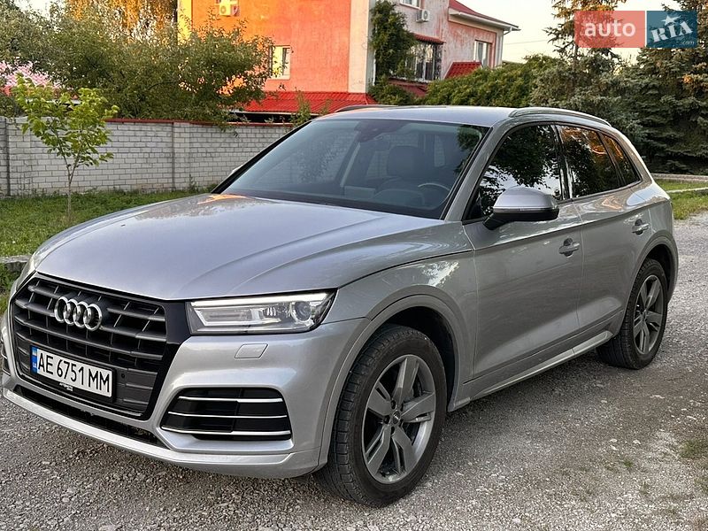 Позашляховик / Кросовер Audi Q5 2018 в Дніпрі
