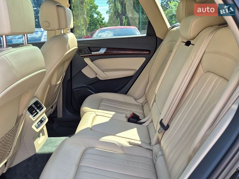 Позашляховик / Кросовер Audi Q5 2017 в Сумах фото 16 Позашляховик / Кросовер Audi Q5 2017 в Сумах