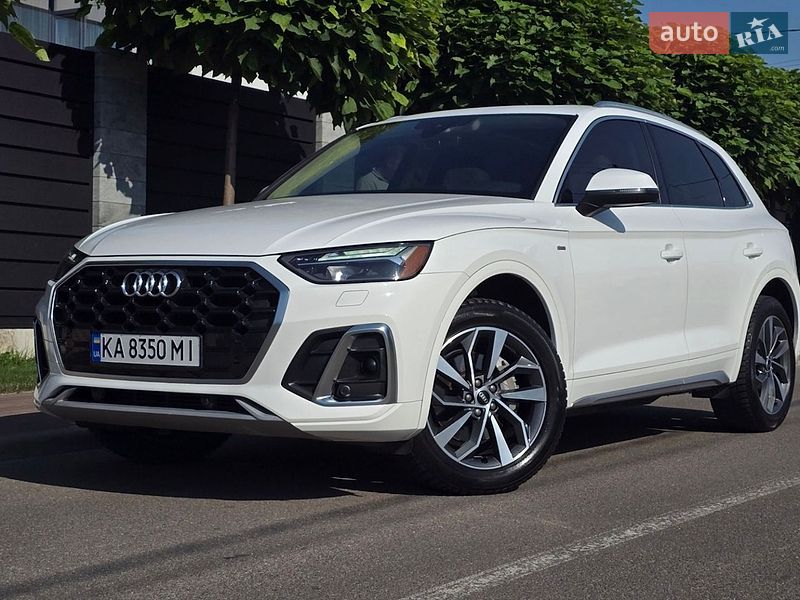 Позашляховик / Кросовер Audi Q5 2022 в Києві