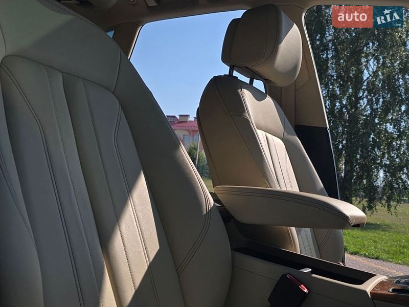 Позашляховик / Кросовер Audi Q5 2022 в Києві