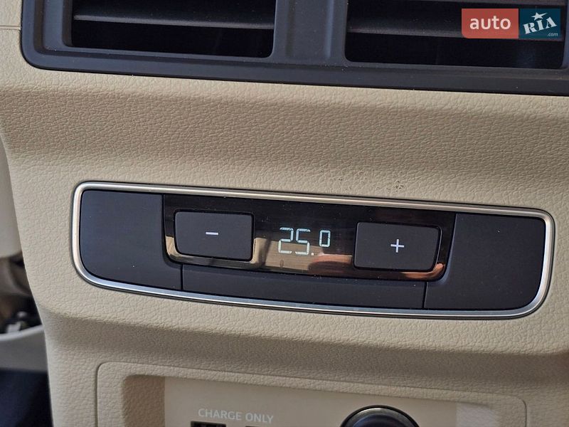 Позашляховик / Кросовер Audi Q5 2022 в Києві