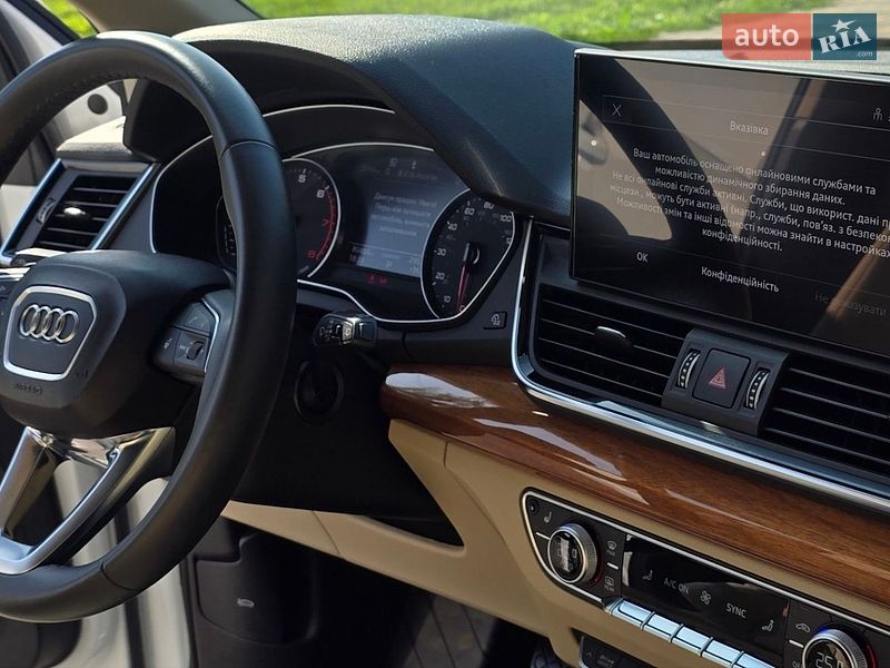 Позашляховик / Кросовер Audi Q5 2022 в Києві
