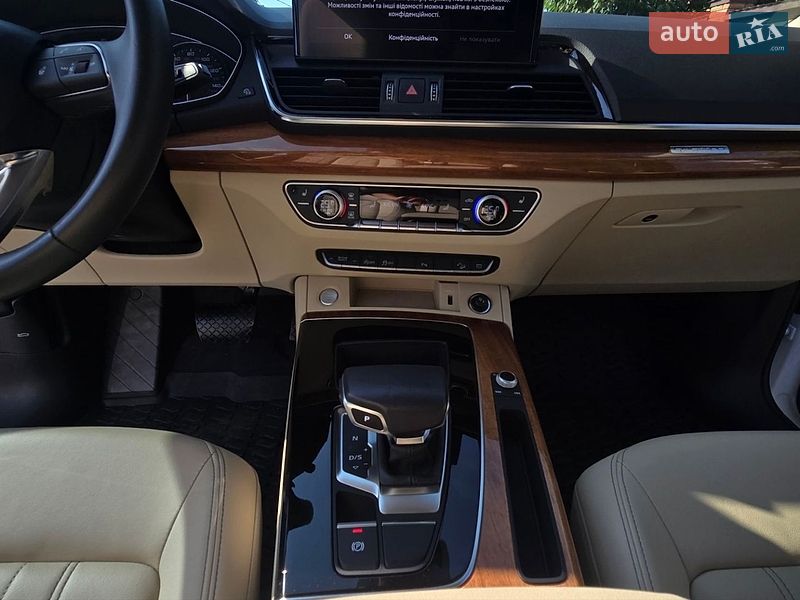 Позашляховик / Кросовер Audi Q5 2022 в Києві