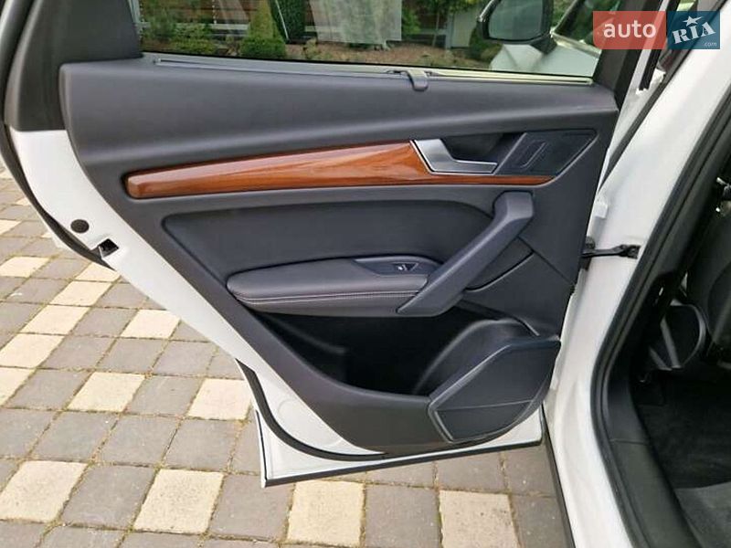 Внедорожник / Кроссовер Audi Q5 2022 в Киеве фото 30 Внедорожник / Кроссовер Audi Q5 2022 в Киеве