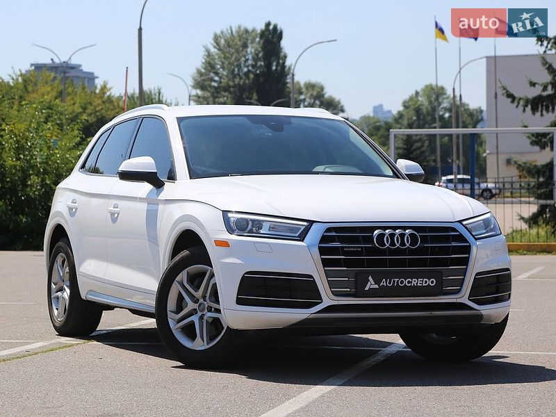Внедорожник / Кроссовер Audi Q5 2018 в Киеве