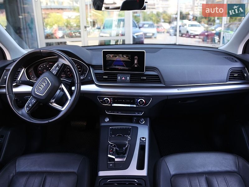Внедорожник / Кроссовер Audi Q5 2018 в Киеве