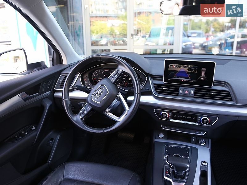 Внедорожник / Кроссовер Audi Q5 2018 в Киеве