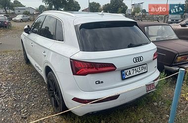 Позашляховик / Кросовер Audi Q5 2019 в Києві