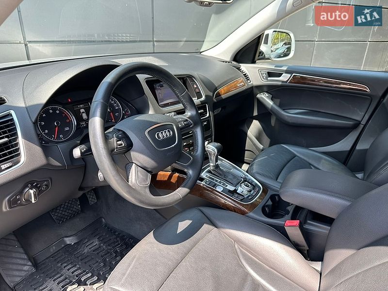 Позашляховик / Кросовер Audi Q5 2015 в Одесі