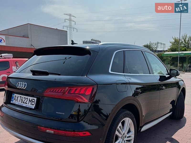 Позашляховик / Кросовер Audi Q5 2019 в Львові