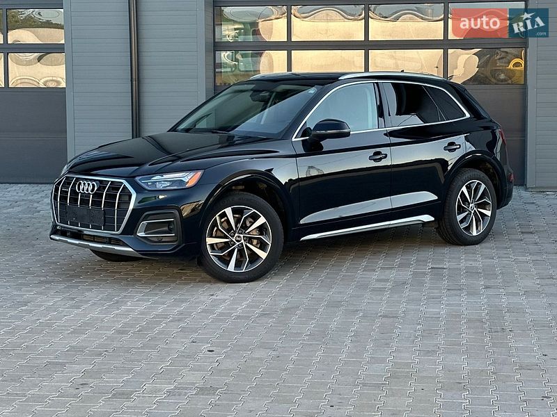 Позашляховик / Кросовер Audi Q5 2020 в Сарнах