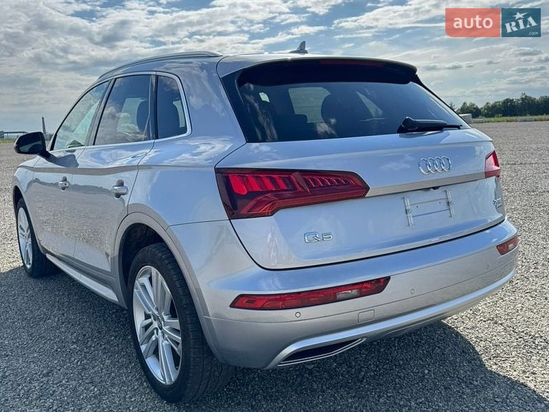 Позашляховик / Кросовер Audi Q5 2018 в Тернополі
