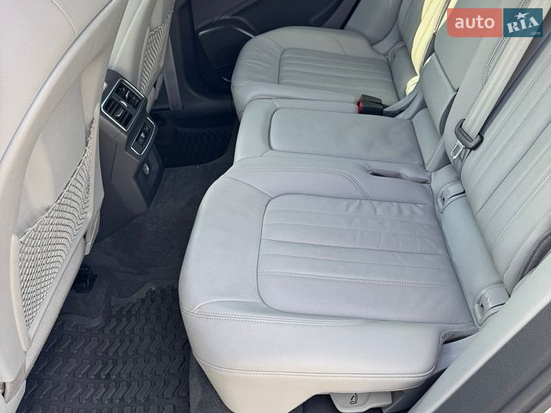 Позашляховик / Кросовер Audi Q5 2018 в Тернополі
