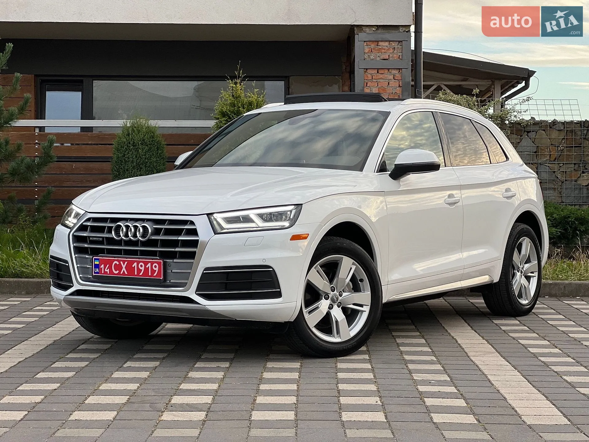 Audi Q5 2019 VIN WA1BNAFY4K2051239 фото оголошення 15 з 128