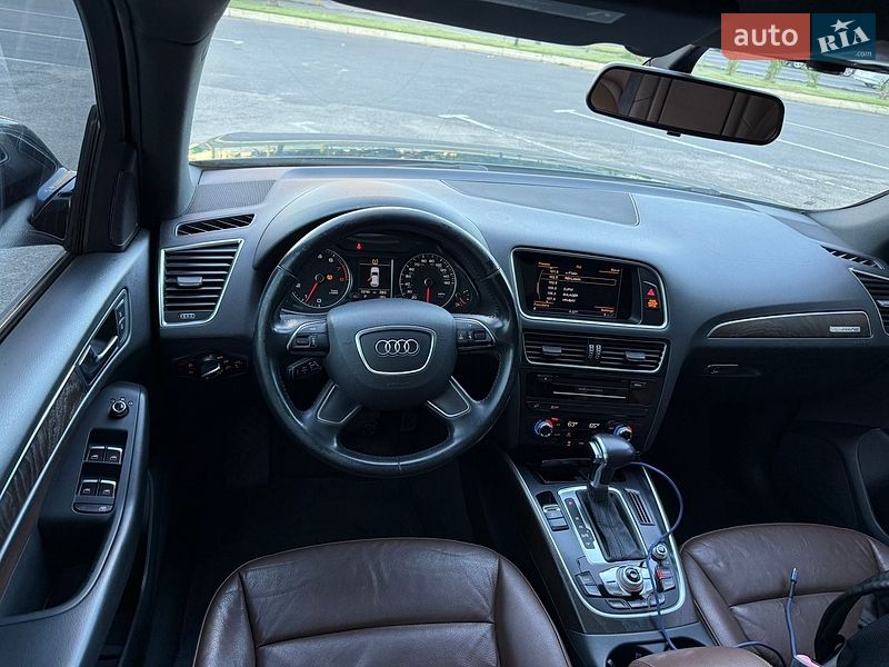 Внедорожник / Кроссовер Audi Q5 2015 в Днепре